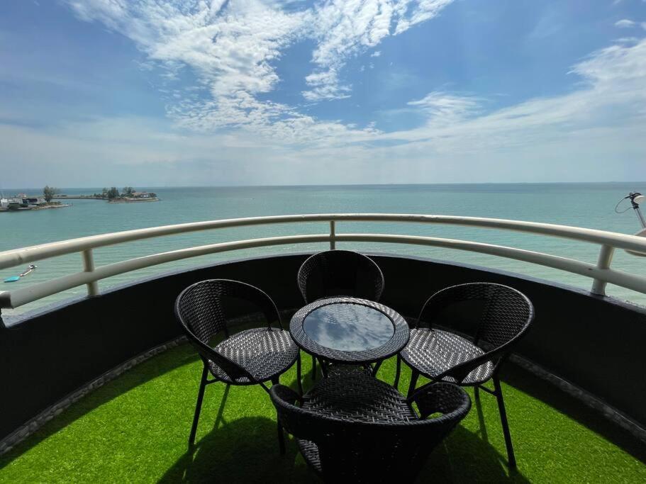 Apartament The Arena Tanjung Tuan Port Dickson Zewnętrze zdjęcie