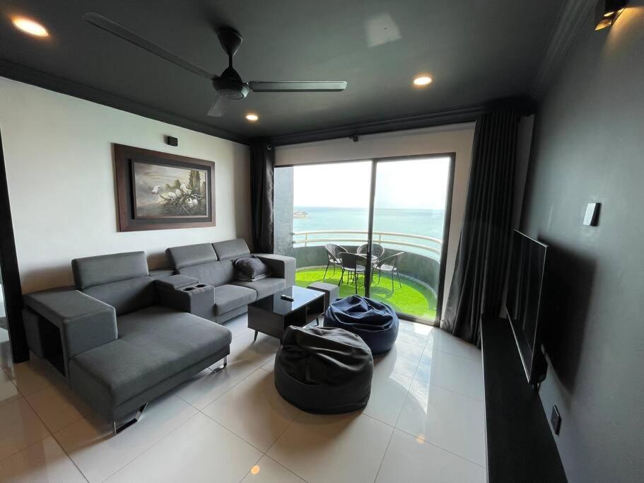 Apartament The Arena Tanjung Tuan Port Dickson Zewnętrze zdjęcie