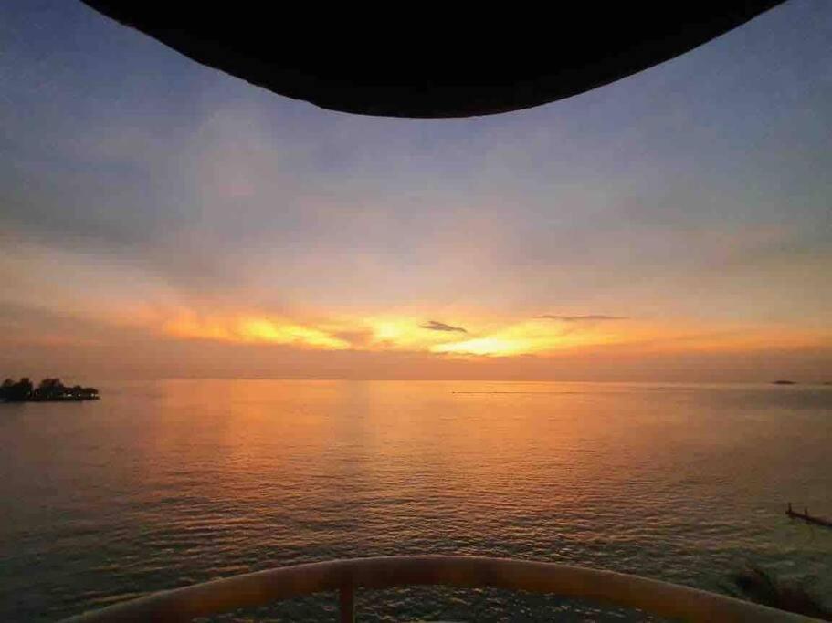 Apartament The Arena Tanjung Tuan Port Dickson Zewnętrze zdjęcie